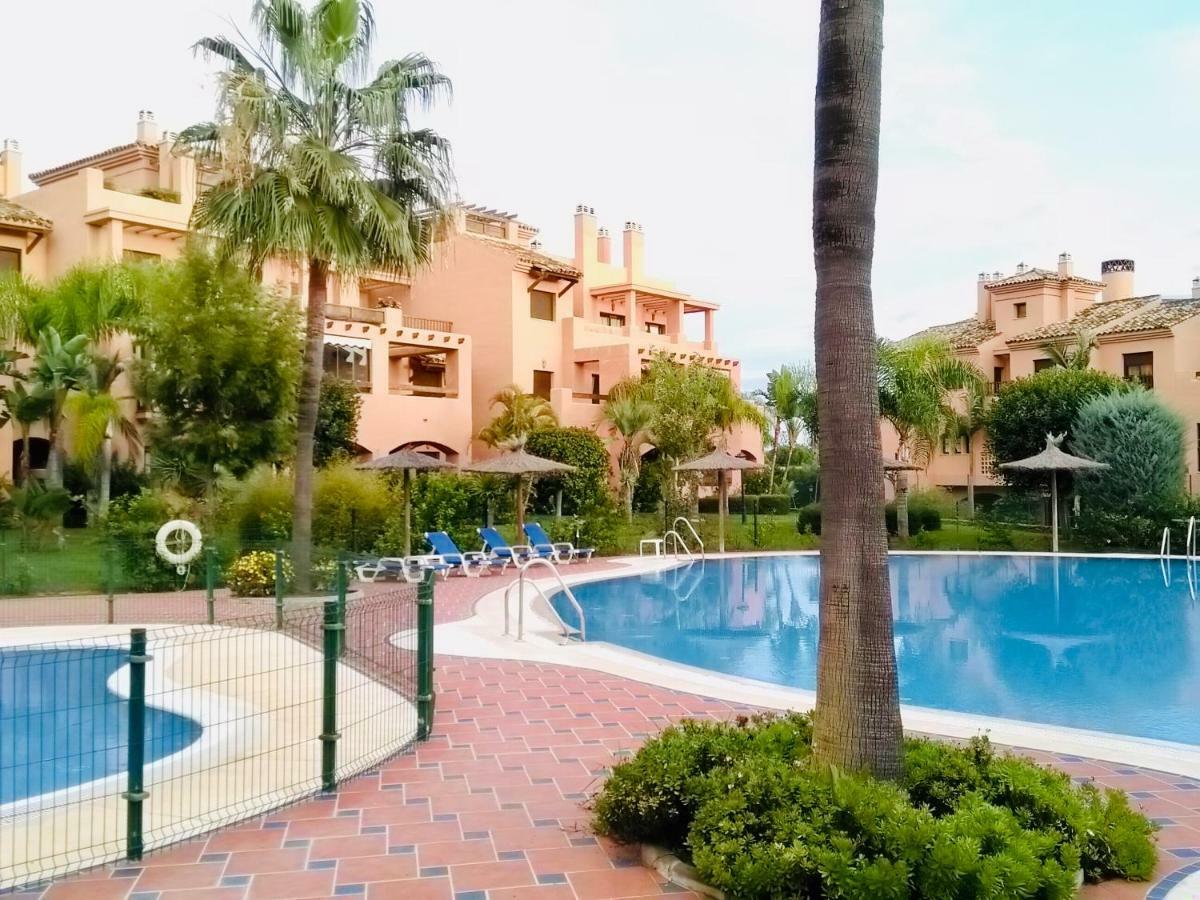 에스테포나 Hacienda Del Sol Beachside And Golf Apt Marbella Puerto Banus 아파트 외부 사진