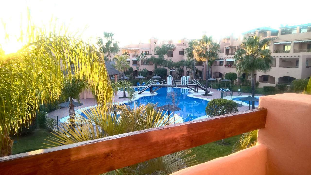 에스테포나 Hacienda Del Sol Beachside And Golf Apt Marbella Puerto Banus 아파트 외부 사진