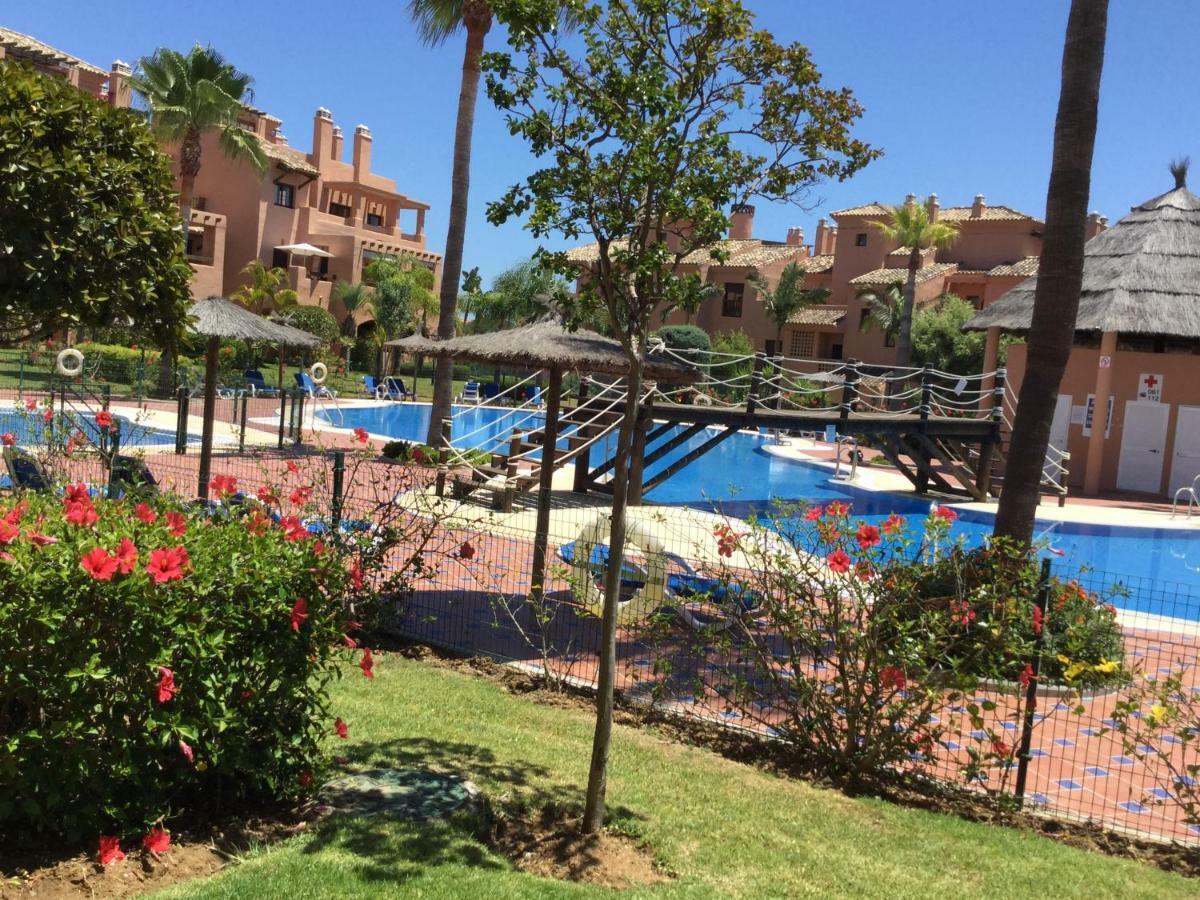 에스테포나 Hacienda Del Sol Beachside And Golf Apt Marbella Puerto Banus 아파트 외부 사진